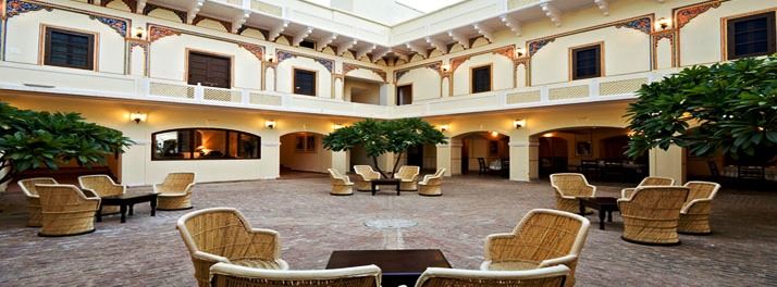 2332/Roop Villas Palace - Nawalgarh 02.jpg
